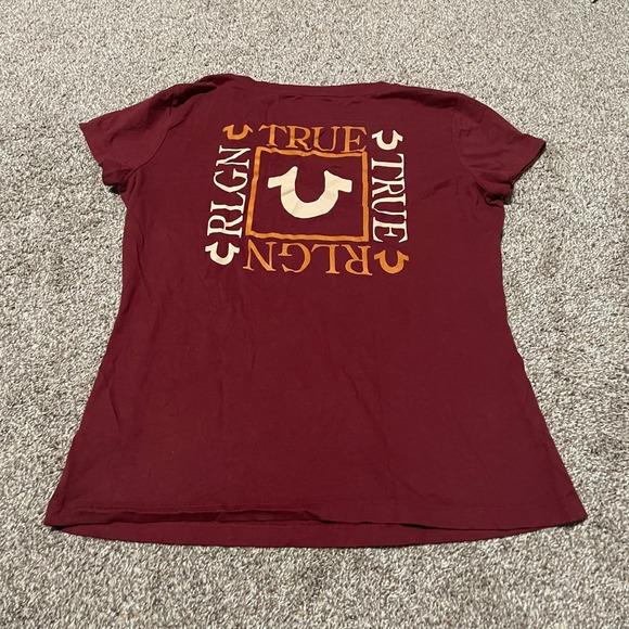 True Religion Brand Jeans T-Shirt Maroon V-Neck Short Sleeve Logo Back Print - Picture 1 of 6